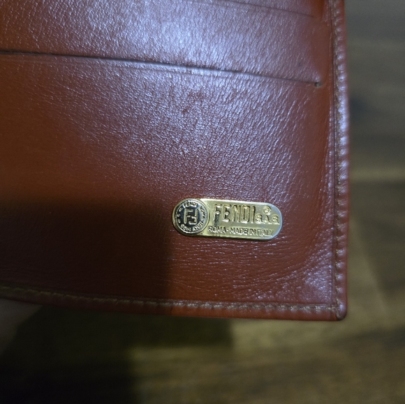 FENDI checkbook card holder Wallet womens bag accessory - Picture 6 of 12